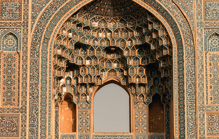 Mosaic tiles: art fragments and spatial aesthetics spanning thousands of years