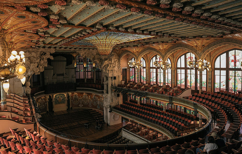 Mosaic tiles and public architecture: a millennium long dialogue between art and function