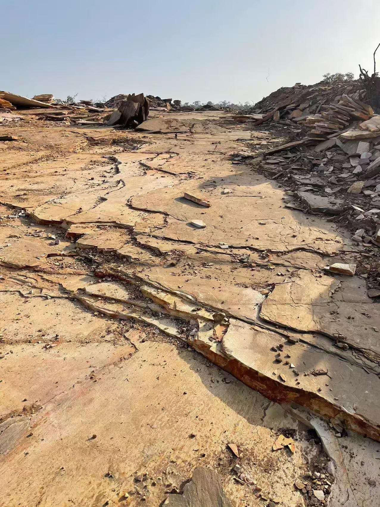 Own Quartz stone quarry